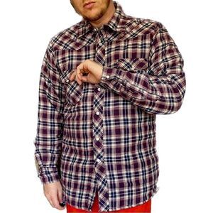 Wrangler - Quilted vintage pearl snap flannel shirt size medium